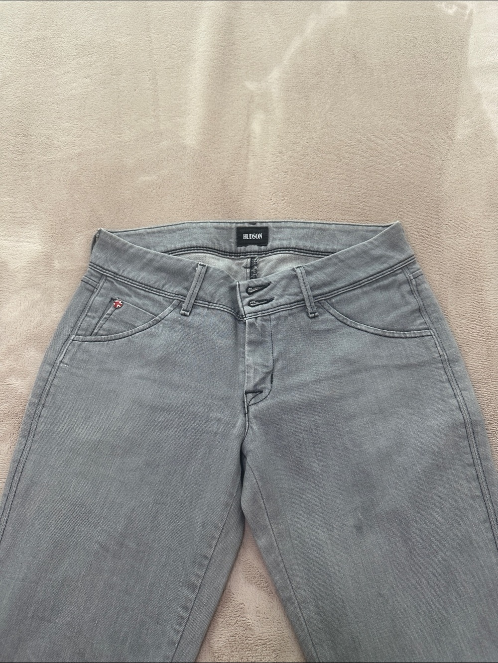 Hudson Jeans Women’s Light Grey Skinny Jeans